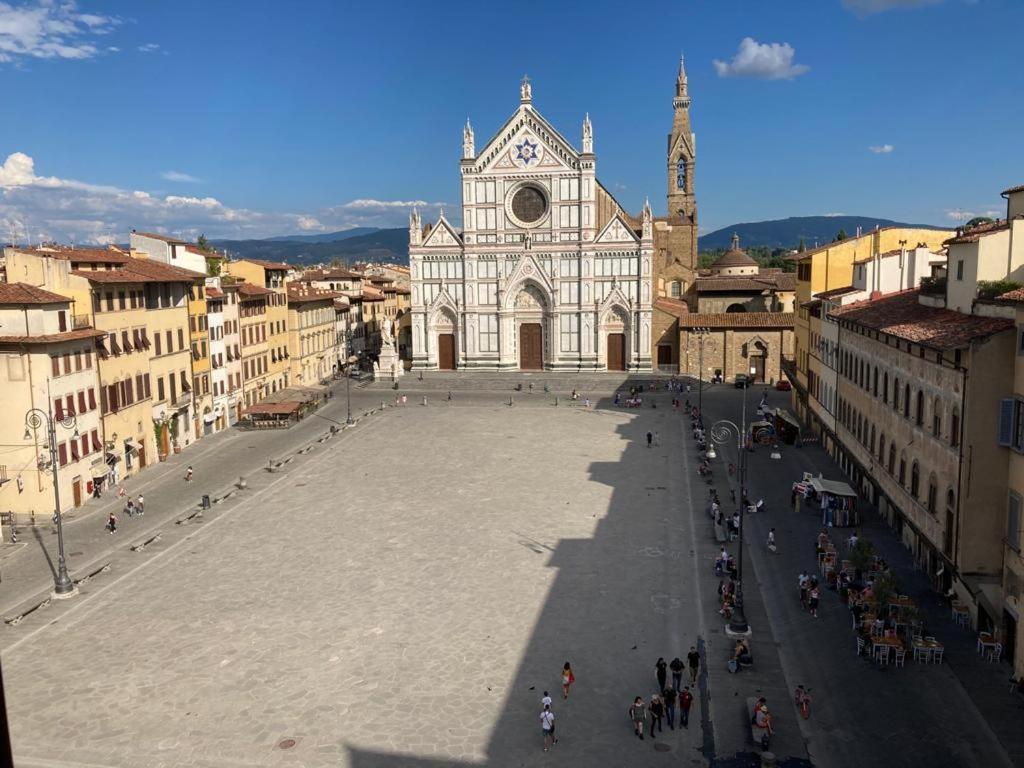 דירות פירנצה Attico In Piazza Santa Croce מראה חיצוני תמונה